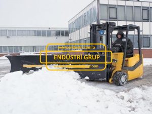 forklift-catali-kar-kum-talas-toz-kureme-atasmani-aparati-kepcesi-makinasi-kuregi-bicagi-fiyati